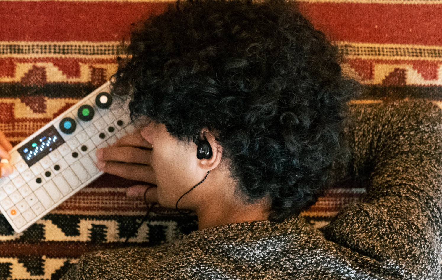 Wave インイヤーモニター – Soundbrenner