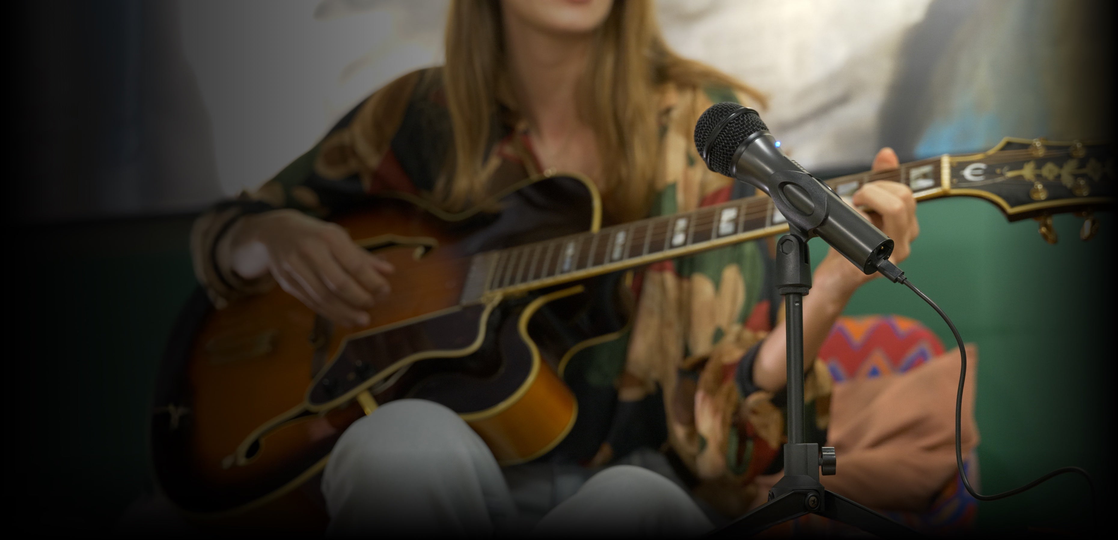 Înregistrează sunet de calitate de studio pe orice dispozitiv, oriunde, oricând.