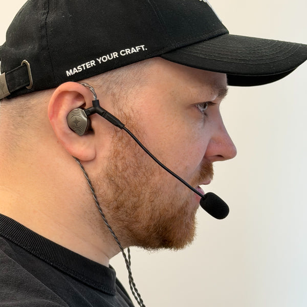 Wave Pro Hi-Fi over-ear 3.5mm audio cable with microphone 2.5m (8.2 ft)