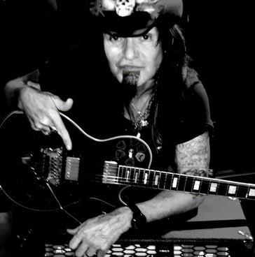 Robert Sarzo