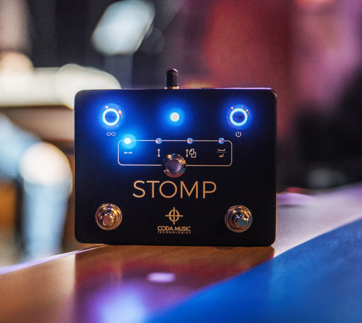 Introducing Stomp. <span>The #1 Bluetooth page turner.</span>