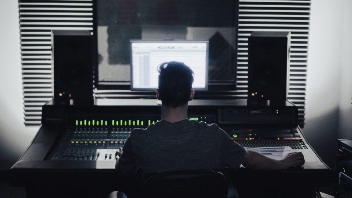 初学者必备的10大家庭录音室设备