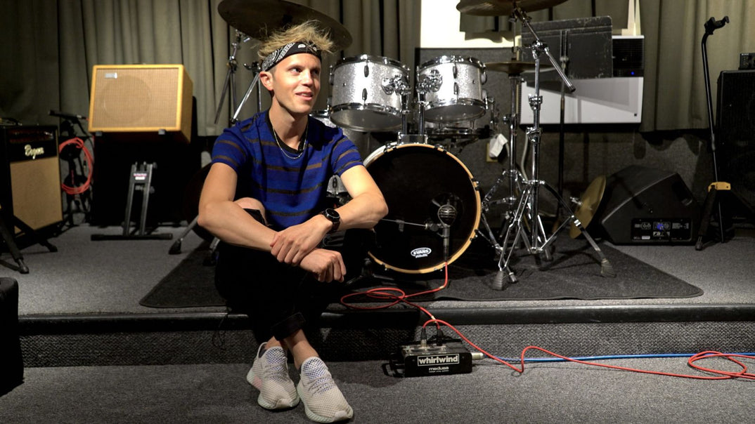 Beginner's guide to playing drums by professionals