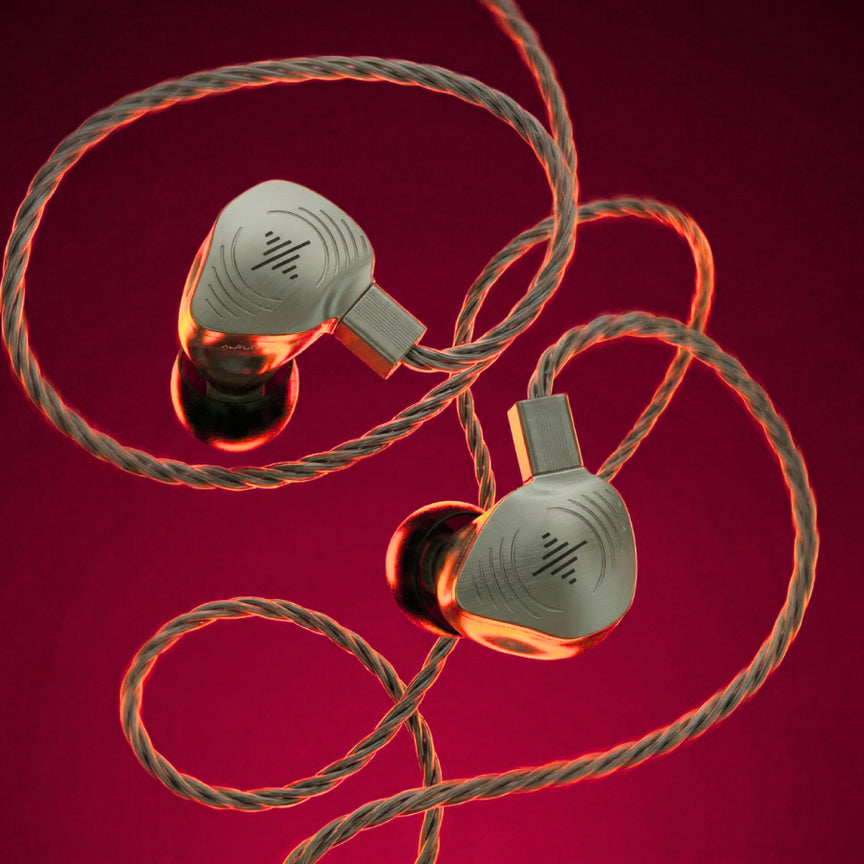 Null Latenz. Nur reine kabelgebundene Präzision. Im Gegensatz zu Bluetooth-Ohrhörern bietet Wave Pro Echtzeit-Monitoring ohne Verzögerung, sodass jeder Sound dich sofort erreicht.