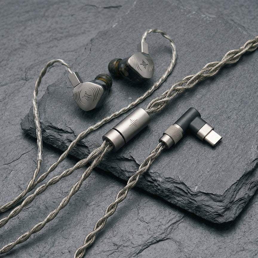 알루미늄 포인트. Wave Pro와 완벽하게 어울려. 브러시드 메탈 마감이 Wave Pro의 미학을 그대로 담아내어 매끄럽고 통일된 느낌을 줘.