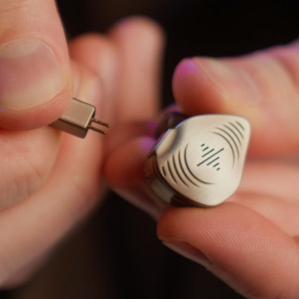 Wave Pro Hi-Fi over-ear 3.5mm audio cable 1.5m (4.9 ft)