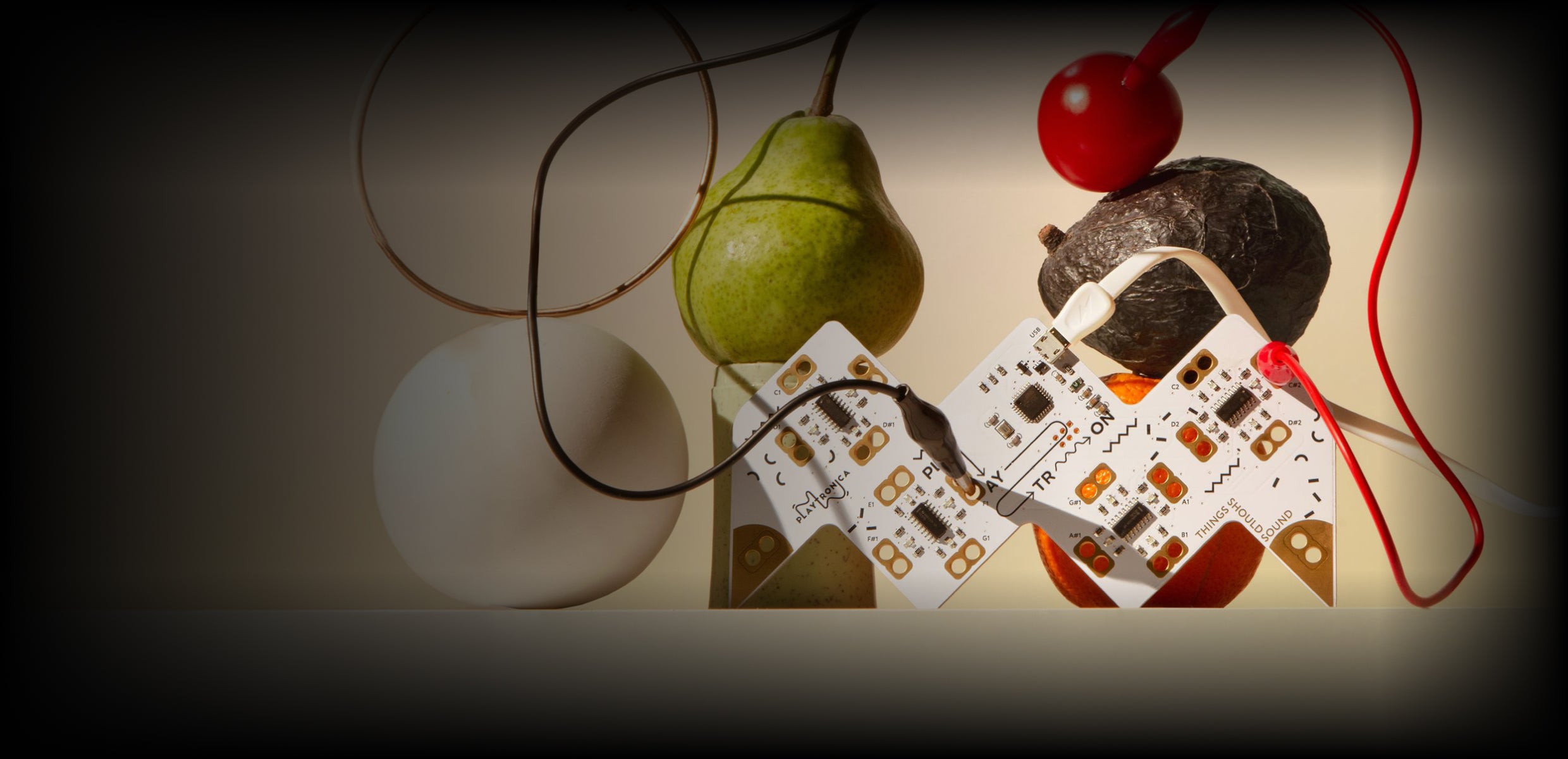 Play music with everyday objects and ignite your creativity.