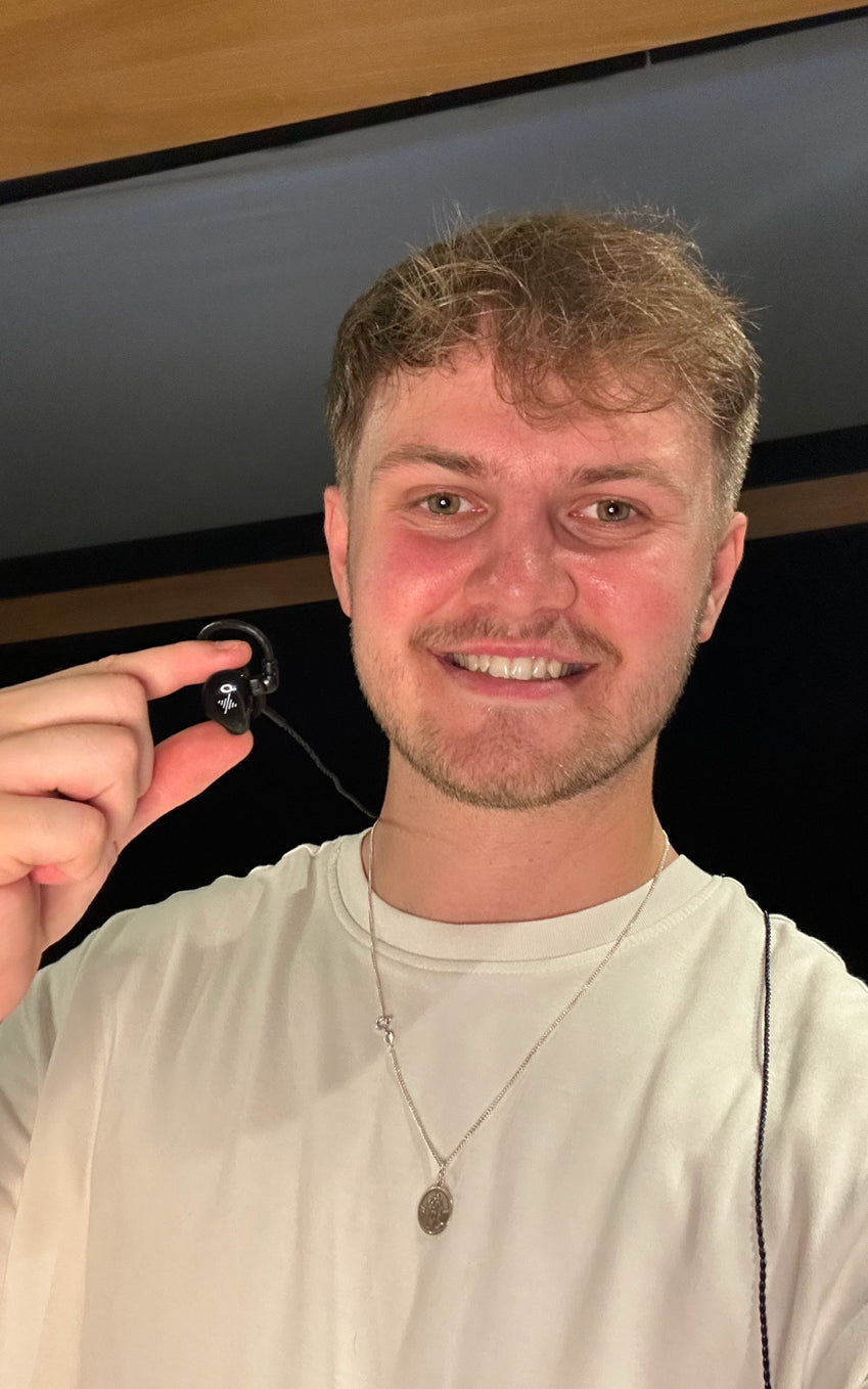 ”Trying these viral IEMs”