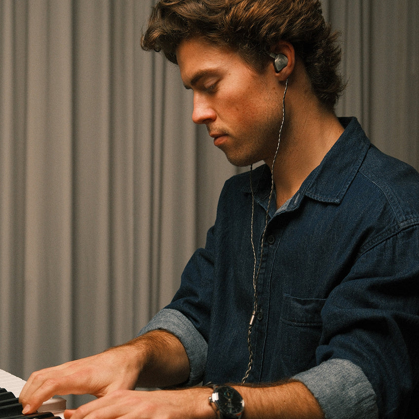 Elliot Kozary