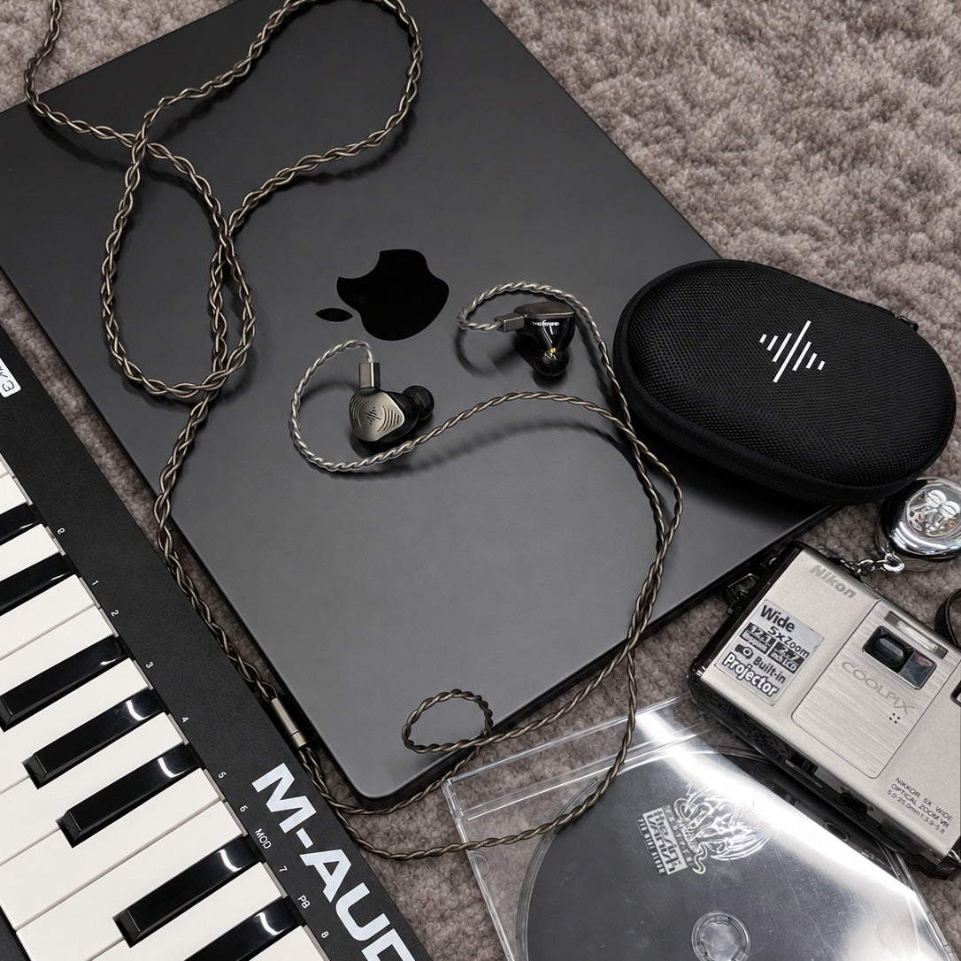 Wave Pro 2 junto a un portátil y un teclado musical