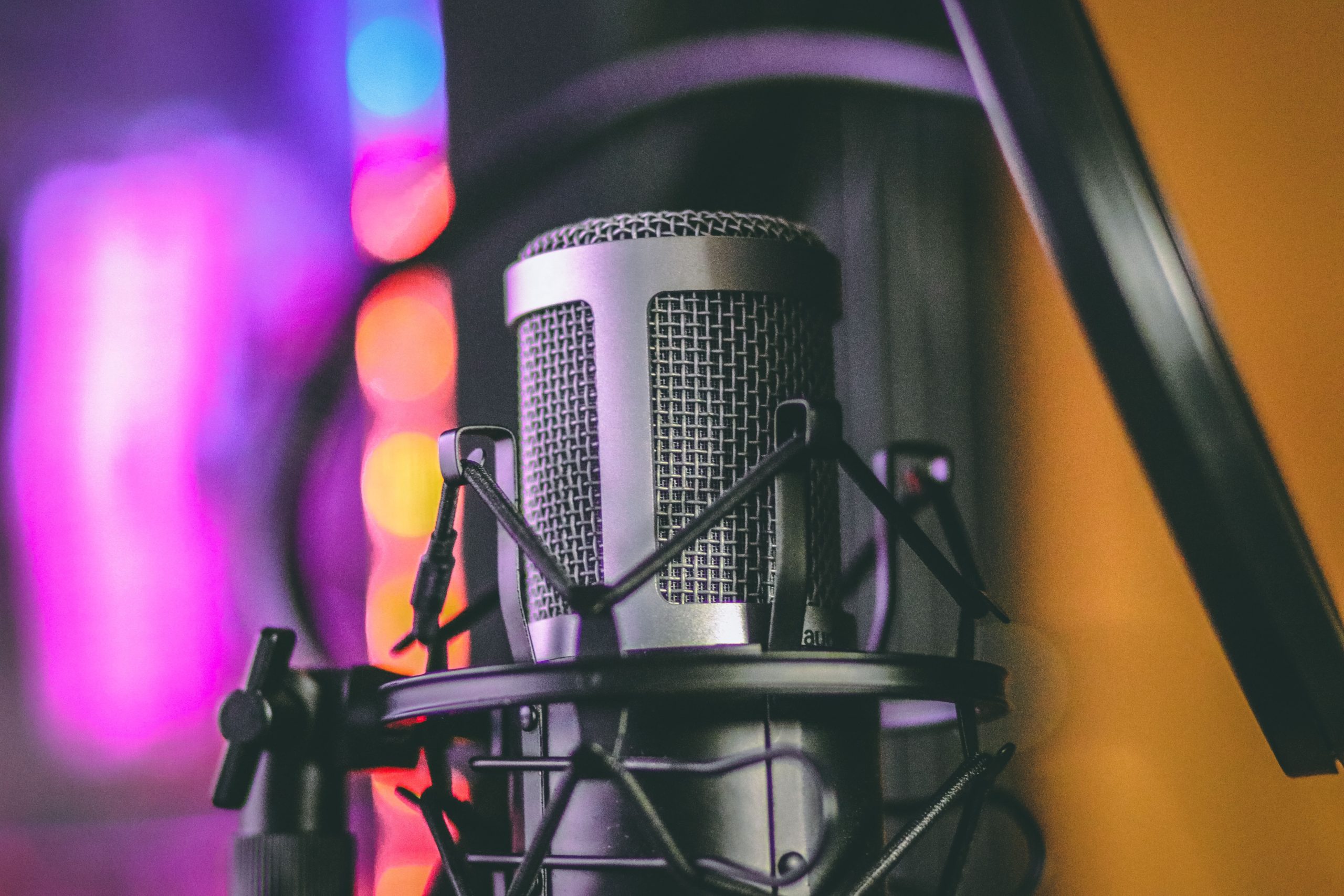 Best Microphone for Recording Vocals - The Ultimate Guide